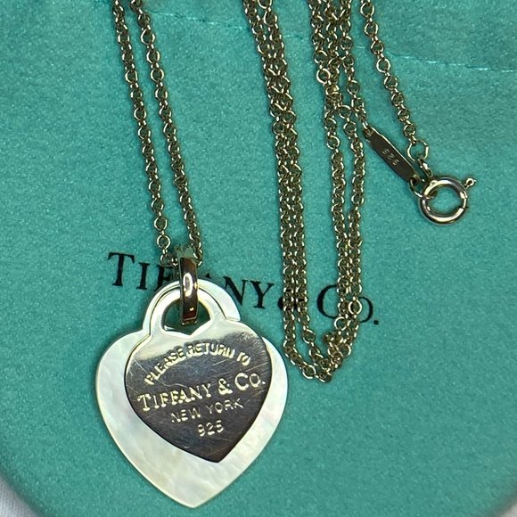 Tiffany & Co. Return to Tiffany and Mother of Pearl Necklace 18” - Picture 2 of 9
